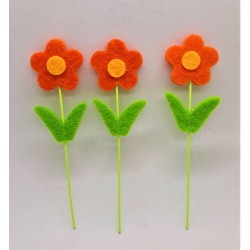 Zápich, kytička, oranžová, z filcu, výška 10 cm, průměr květu 2,5 cm